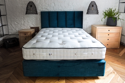 The Celtic Bed Company Mullion Sprung Divan Bed
