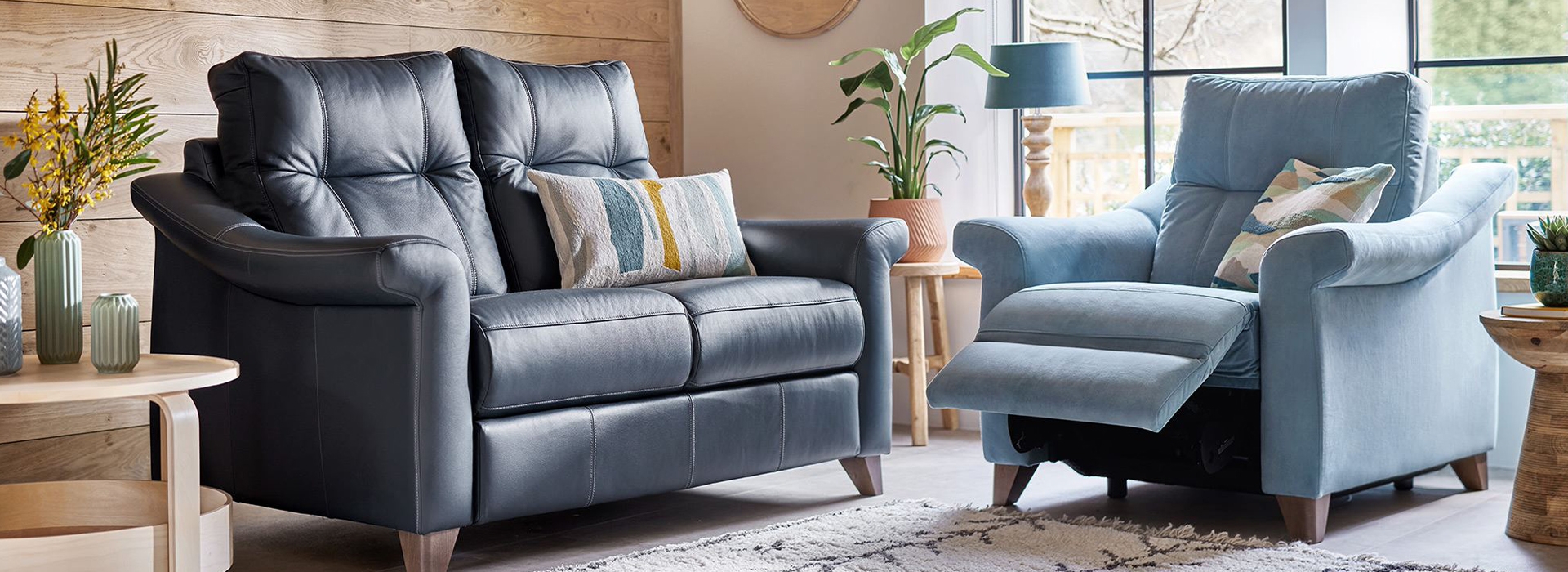 Leather reclining sofa shop for small spaces