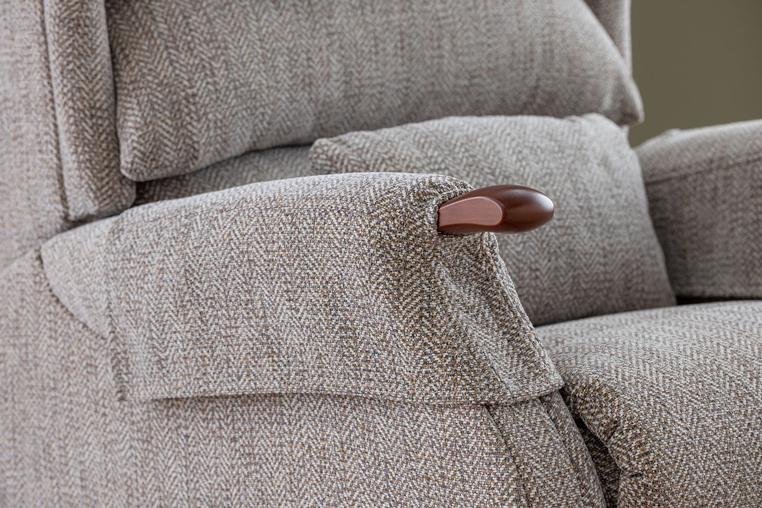 Weston Standard Motor Riser Recliner Chair | Furniture World