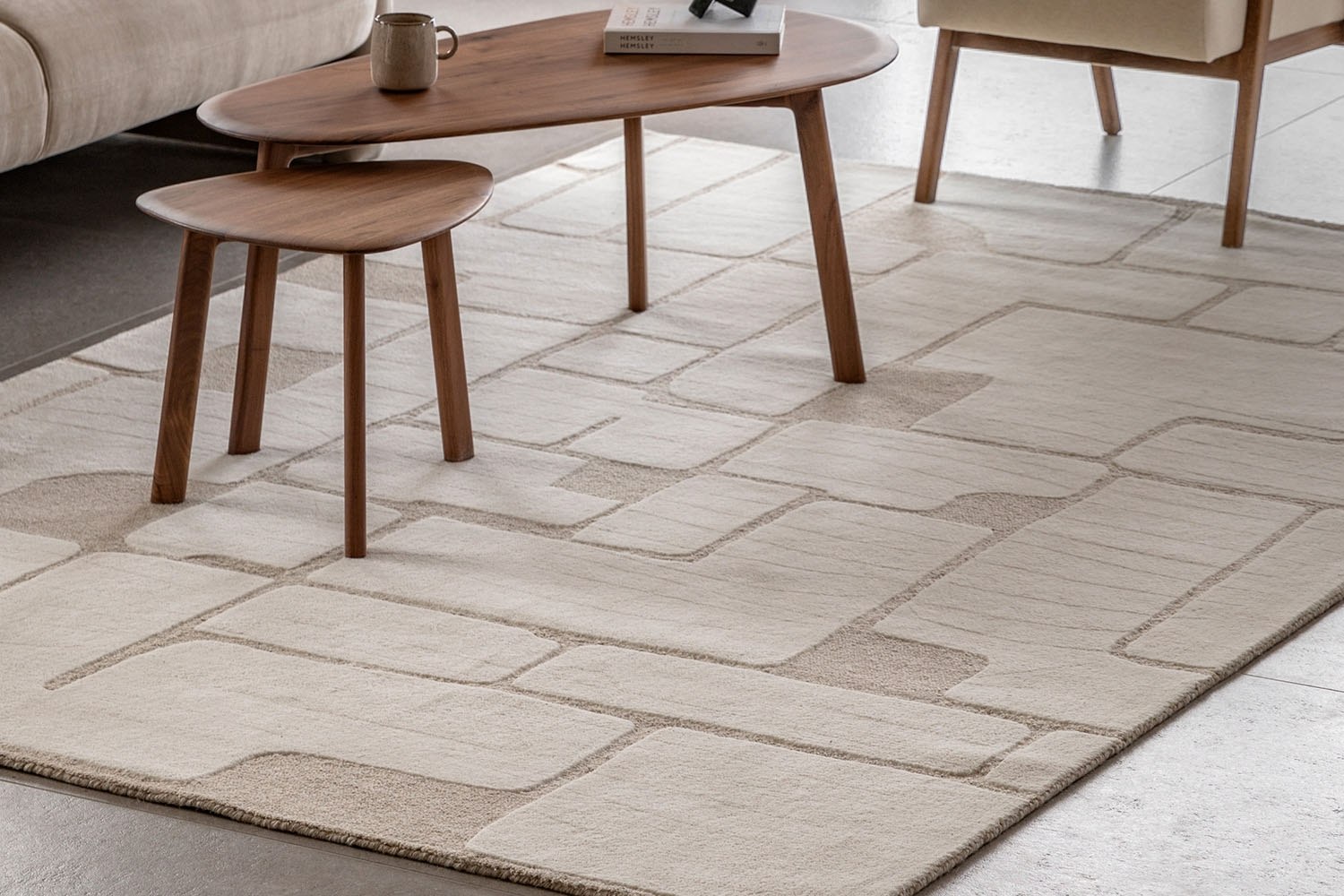 Gallery Direct Montauk Tufted Graphic Rug | Furniture World
