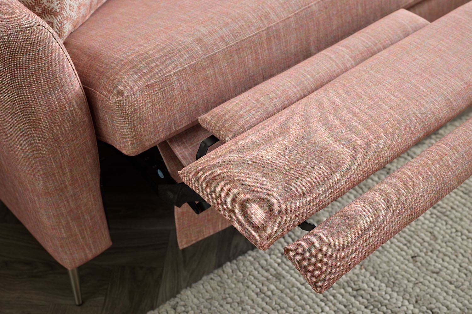 Otago Large Ultimate Cloud Zero Recliner Corner Sofa | Furniture World