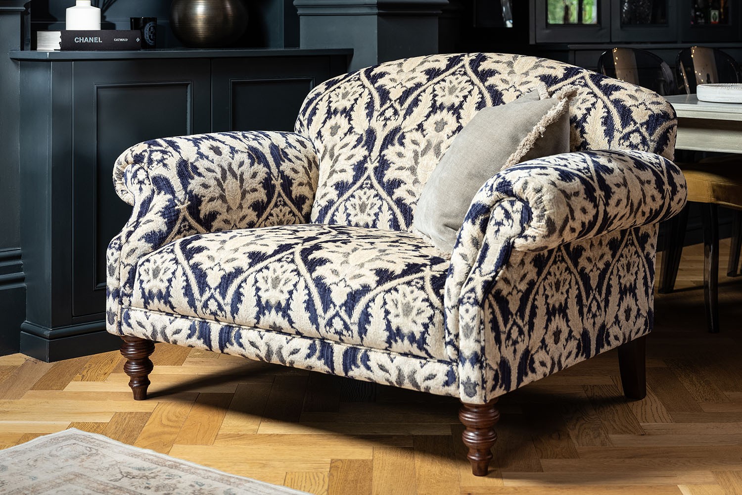 Tetrad Heritage Tallis Snuggler Chair | Furniture World
