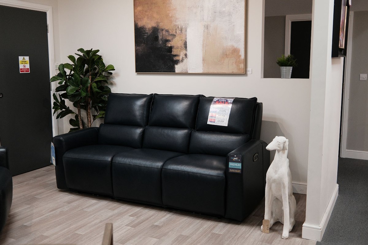 La-Z-Boy Essence Capsule Accent Chair La-Z-Boy Essence Capsule Accent Chair