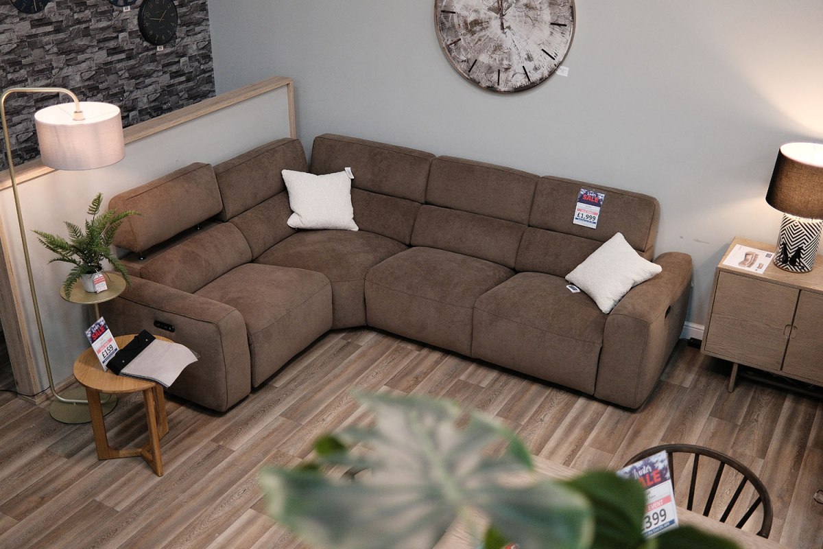 Summer 6 Seater Corner Sofa with Power Recliner and Headrest Summer 6 Seater Corner Sofa with Power Recliner and Headrest