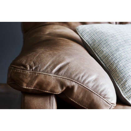 Alexander & James Bailey Leather L-Shape 4 Seater Corner Sofa