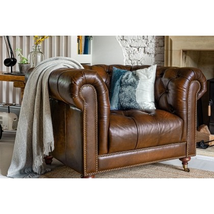 Buckingham Leather Chesterfield Club Chair in Vintage Cognac