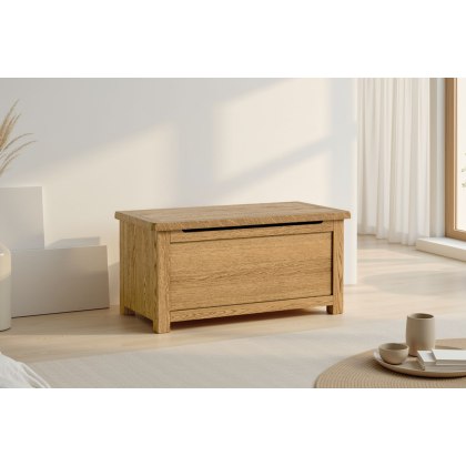 Salisbury Waxed Premium Oak Storage Box