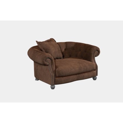 Tetrad Heritage Knightsbridge Snuggler Chair