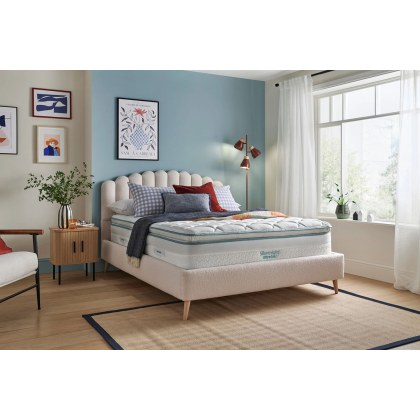 Silentnight UltraGel™ Celestra 2000 Cool-To-Touch Slimline Premium Base Divan Bed