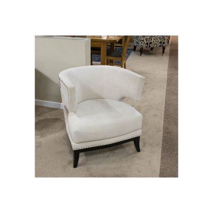 Ex-Display Liskeard - Cream Studded Mod Chair