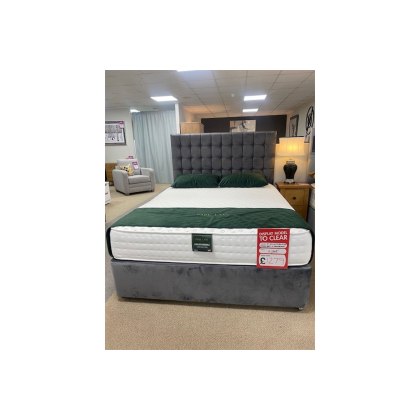 Ex-Display St Austell - 5'0 Knightsbridge Divan Bed & Headboard Ex-Display St Austell - 5'0 Knightsbridge Divan Bed & Headboard