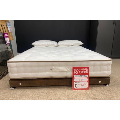 Ex-Display St Austell - Kensington 4'6 Double Shallow Divan Bed + 2 Pillows Ex-Display St Austell - Kensington 4'6 Double Shallow Divan Bed + 2 Pillows