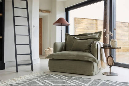 Tetrad Heritage Ava Loose Cover Snuggler Chair