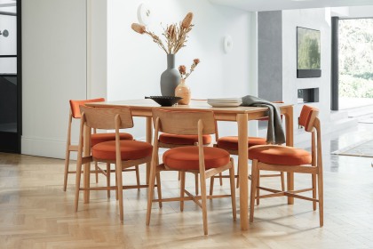 G Plan Winchester Retro Oak 135-190cm Extending Dining Table