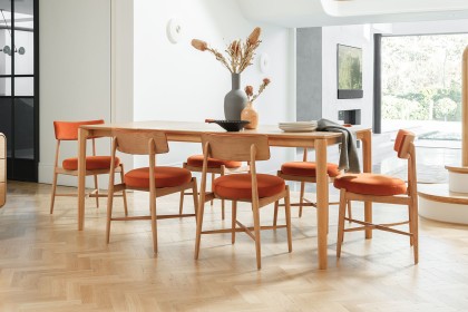 G Plan Winchester Retro Oak 135-190cm Extending Dining Table