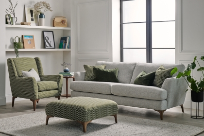 Hampton Boucle Upholstered 2.5 Seater Sofa