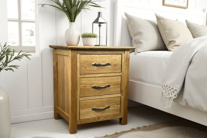 Moda Solid Oak 3 Drawer Bedside Table