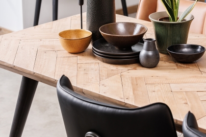 Franklin Reclaimed Wood 160-200cm Extending Dining Table Set & 4 Jack Black Dining Chairs