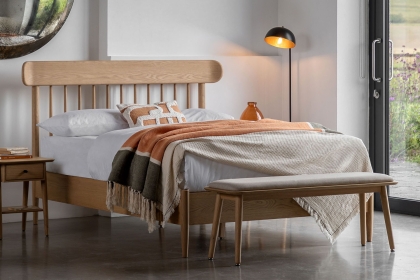 Gallery Direct Hatfield Natural Oak Spindle Bed Frame