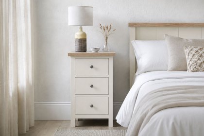 Modern Country Painted Oak Coconut White Bedside Table Modern Country Painted Oak Coconut White Bedside Table