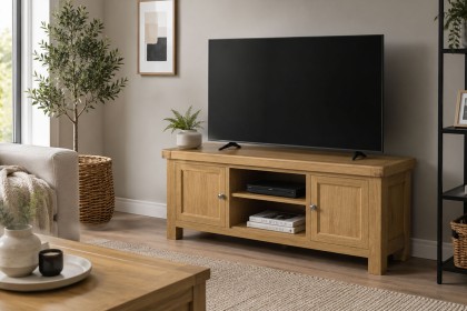 Normandy Chunky Country Oak 140cm TV Unit Normandy Chunky Country Oak 140cm TV Unit