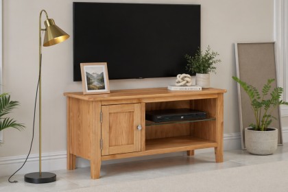 Bath Oak Small TV Unit