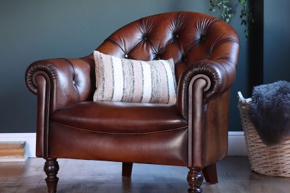 Tetrad Heritage Beaton Buttoned Chair