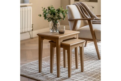 Gallery Direct Malvern Natural Oak Nest Of Tables
