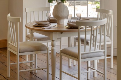 Gallery Direct Eton Painted White Round Ext 110-150cm Dining Table