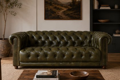Buckland Chesterfield 2.5 Seater Sofa with Buttoned Back and Seat Cushions