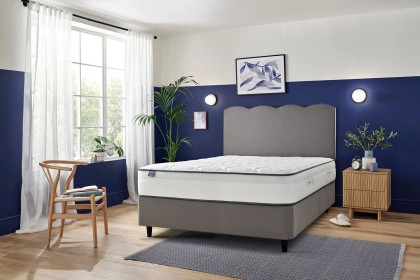 Silentnight UltraGelâ„¢ Pearl 1000 Mirapocket Standard Base Divan Bed Silentnight UltraGelâ„¢ Pearl 1000 Mirapocket Standard Base Divan Bed