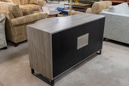 Ex-Display Liskeard - Linear Sideboard
