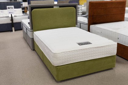 Ex-Display Liskeard - 4'6" Double Non-Storage Divan Bed Inc Daytona Mattress Ex-Display Liskeard - 4'6" Double Non-Storage Divan Bed Inc Daytona Mattress