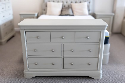 Ex-Display Liskeard - Mabel 7 Drawer Chest Of Drawers