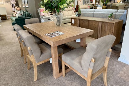 Ex-Display Liskeard - Baker Oakley Ext Dining Table + 4 Chairs Ex-Display Liskeard - Baker Oakley Ext Dining Table + 4 Chairs