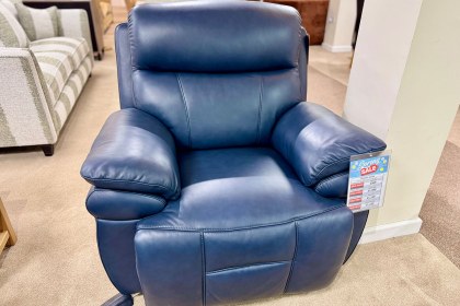 Ex-Display Liskeard - Boston Power Recliner Leather Chair Ex-Display Liskeard - Boston Power Recliner Leather Chair