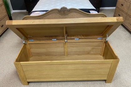 Ex-Display St Austell - Normandy Oak Blanket Box