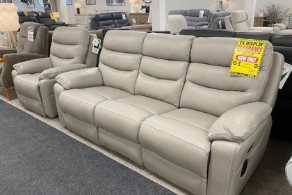 Ex-Display St Austell - Halo 3 Seater Power Recliner Sofa and Recliner Chair Ex-Display St Austell - Halo 3 Seater Power Recliner Sofa and Recliner Chair
