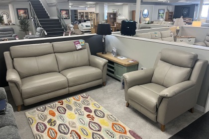 Ex-Display Redruth - La-Z-Boy Kenzie 3 Seater Power Recliner Sofa & Power Recliner Chair Ex-Display Redruth - La-Z-Boy Kenzie 3 Seater Power Recliner Sofa & Power Recliner Chair