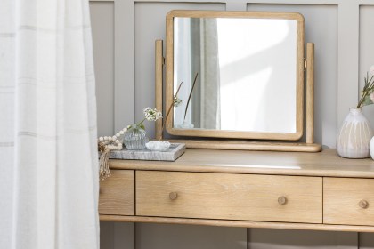 Willow Solid Oak Nordic Dressing Table Set Willow Solid Oak Nordic Dressing Table Set
