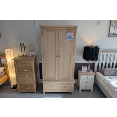 Ex-Display Newquay - Modern Country Oak Double Wardrobe Ex-Display Newquay - Modern Country Oak Double Wardrobe