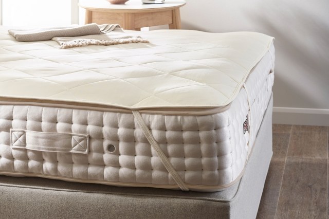 Vispring Quilted Mattress Protector Vispring Quilted Mattress Protector