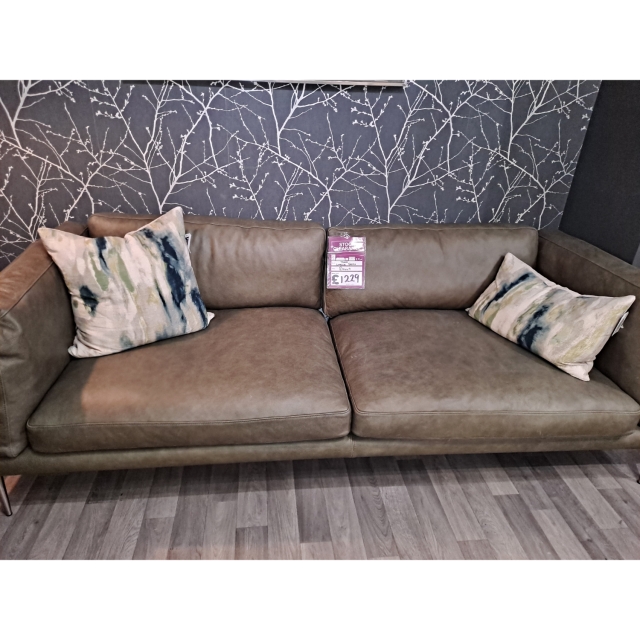 Store Clearance Items Todd Large sofa (no scatters)