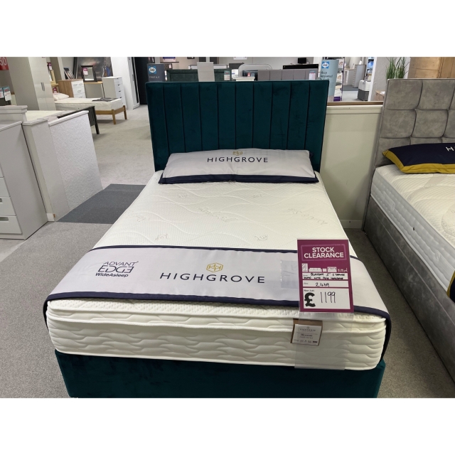 Store Clearance Items Blossom 5'0 King 2 Drawer Divan and Pluto Headboard