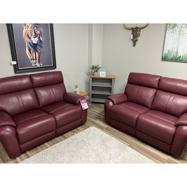 Store Clearance Items La-Z-Boy Winchester 2 Seater Power and 2 Seater Manual Sofa