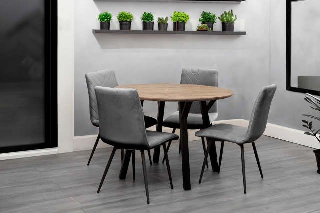 Retro round dining shop table
