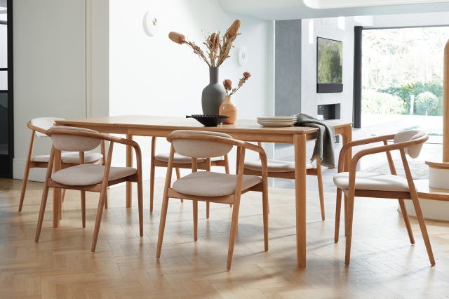 G Plan Winchester Retro Oak 135 190cm Extending Dining Table