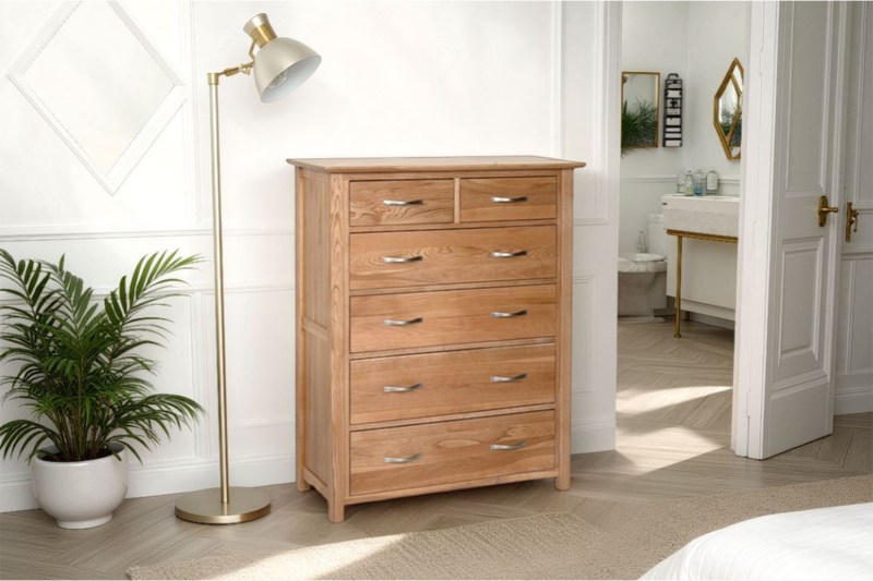 Moda Solid Oak 4 + 2 Chest of Drawers Moda Solid Oak 4 + 2 Chest of Drawers