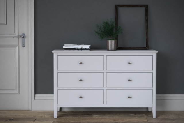 Hampstead Painted White 6 Drawers Chest Of Drawers Hampstead Painted White 6 Drawers Chest Of Drawers