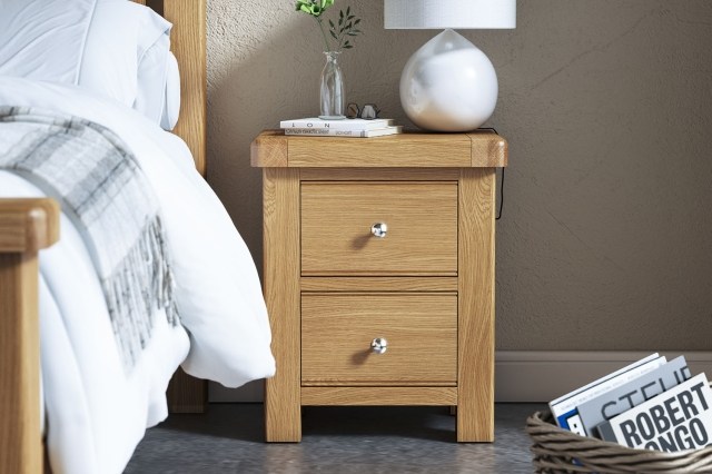 Normandy Chunky Country Oak Bedside Table Normandy Chunky Country Oak Bedside Table